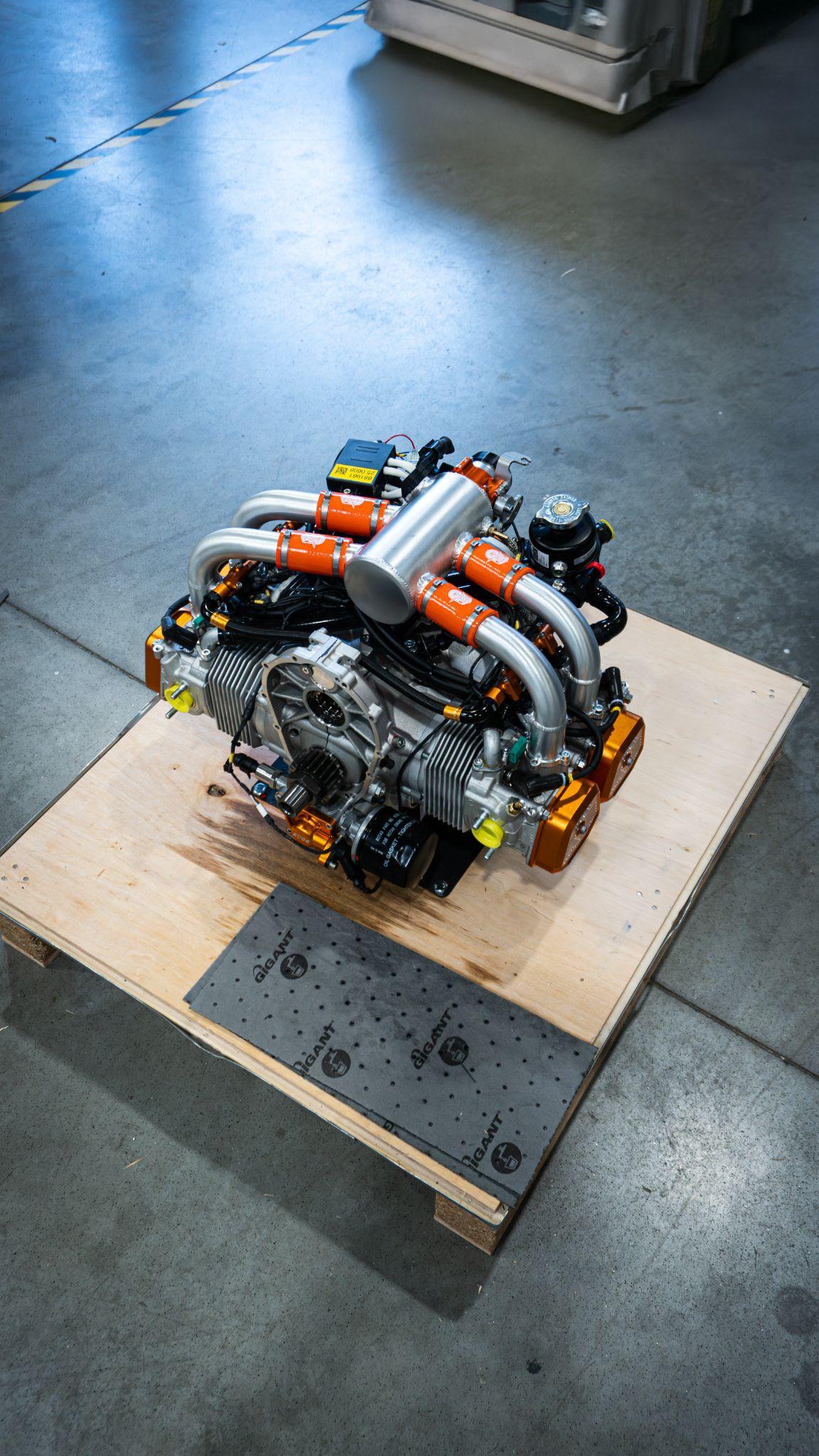 The hybrid generator engine in the Prague workshop