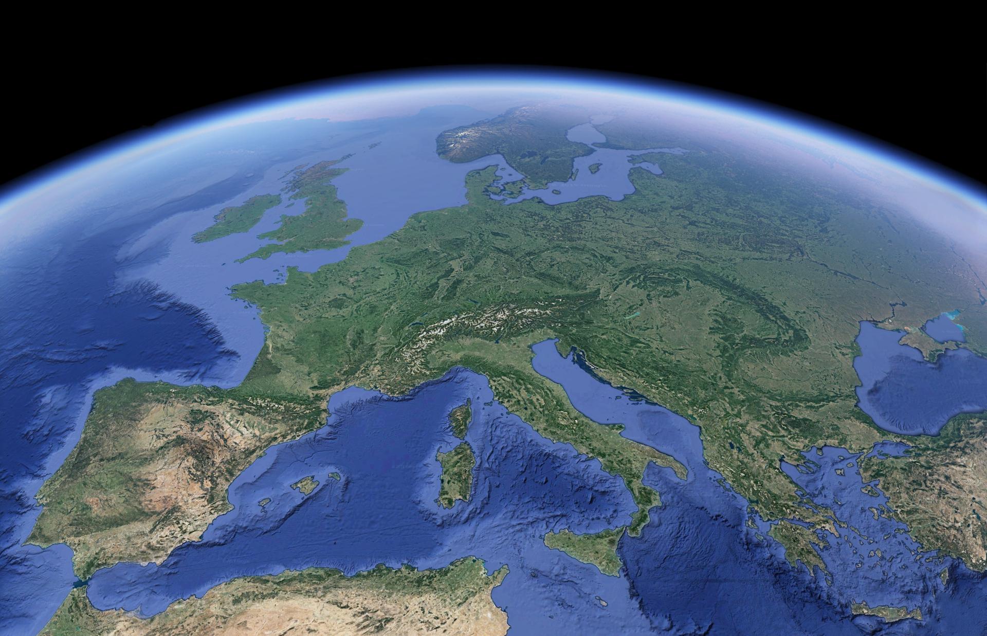 Interactive map showing the operational range of Zuri VTOL from cities including London, Paris, Madrid, Prague, Zurich, Berlin, Rome, Stockholm, Brussels, Amsterdam, and Monaco.