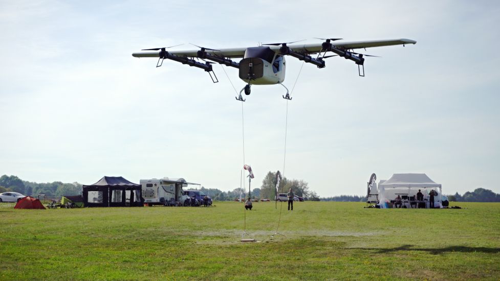 Zuri Hybrid VTOL technological demonstrator with 11-meter wingspan performing record-breaking hover flight during September 2023 ground testing