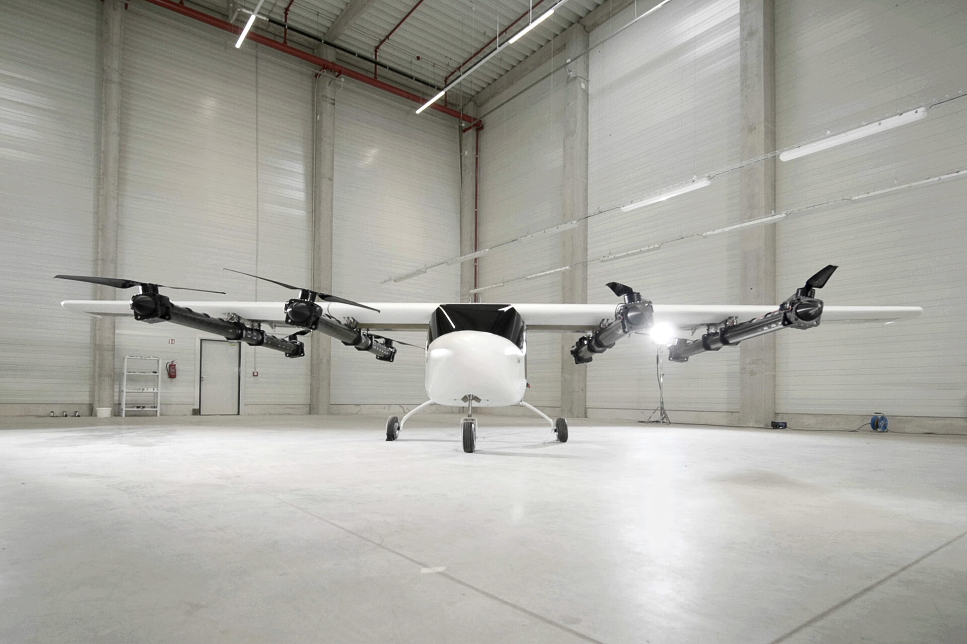 Zuri Unveils VTOL Technology Demonstrator